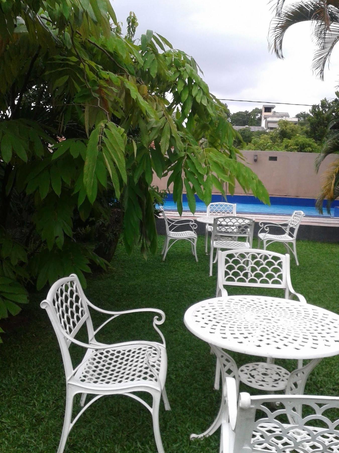 Grand 7 Hotel Thalawathugoda Talawatugoda Екстер'єр фото